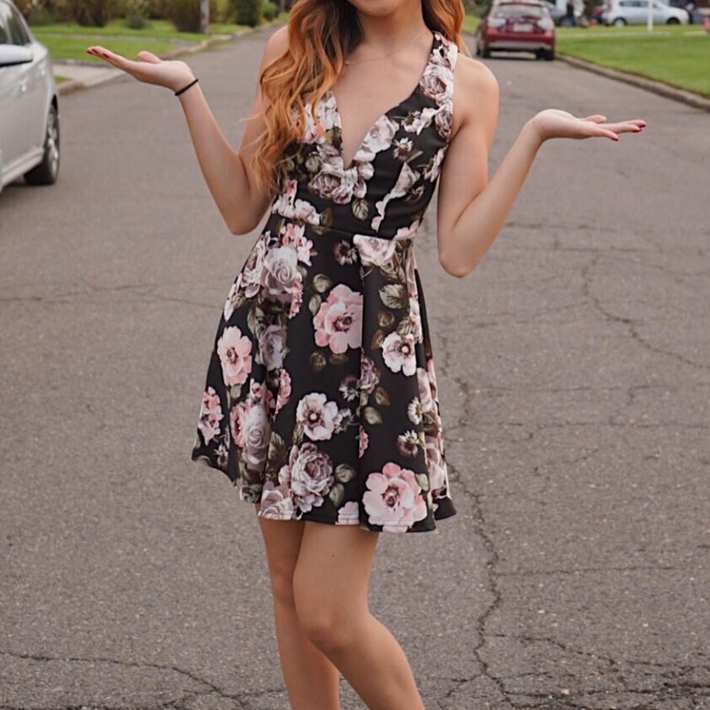 Windsor Floral Mini Dress Size S